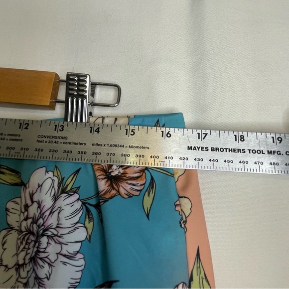 Torrid High Rise Long Skater Swim Skirt SZ 2 (18-20) - Picture 11 of 16